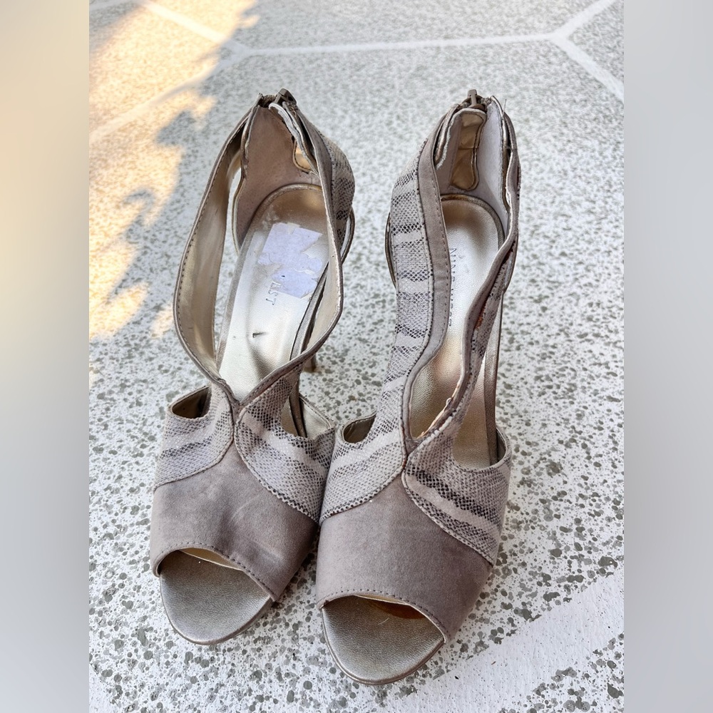 Nine West Elegant Women's Peep-Toe Heels